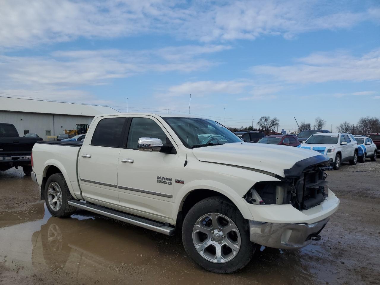 2017 RAM 1500 - Image 4