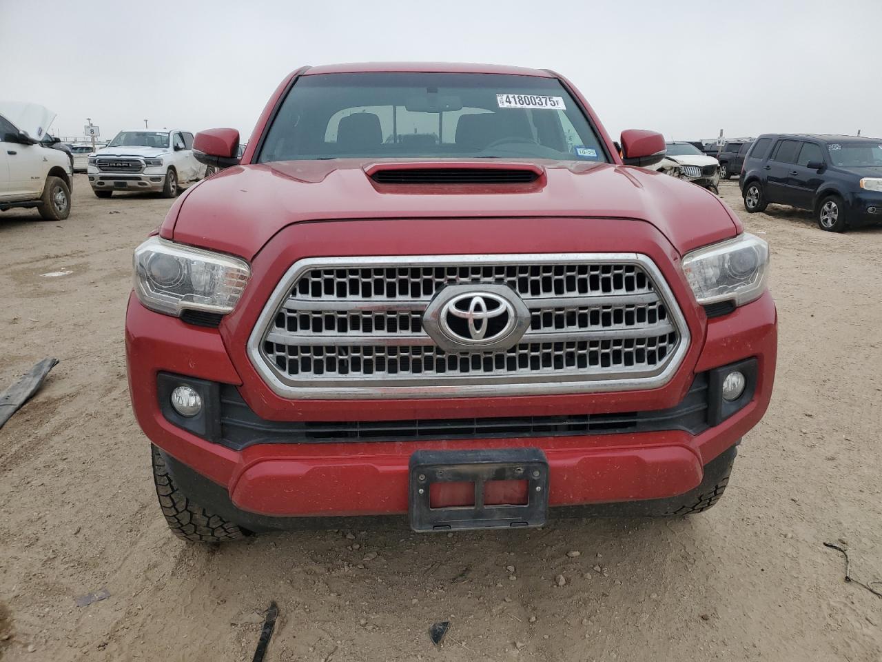 2017 Toyota Tacoma - Image 5