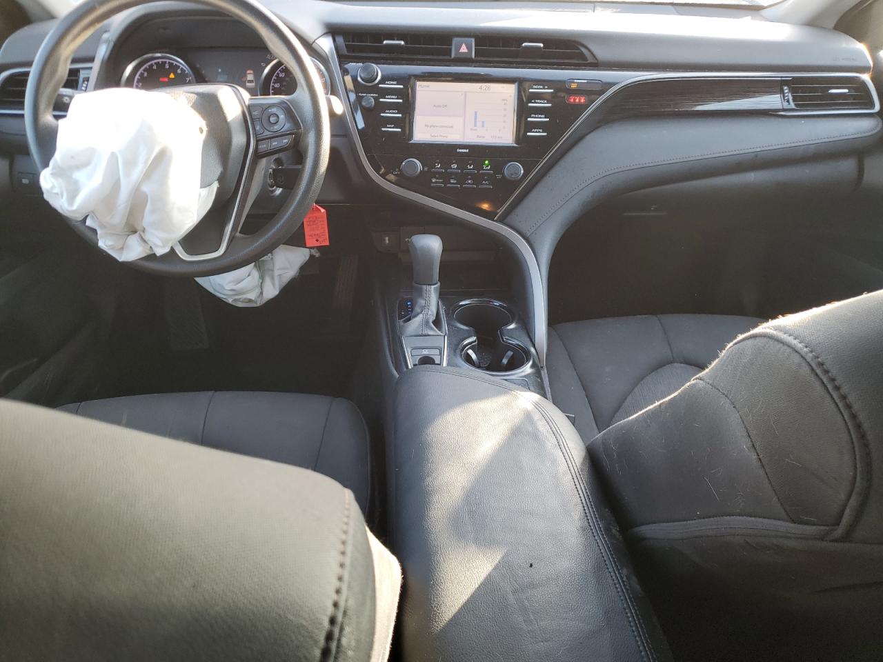 2020 Toyota Camry - Image 8