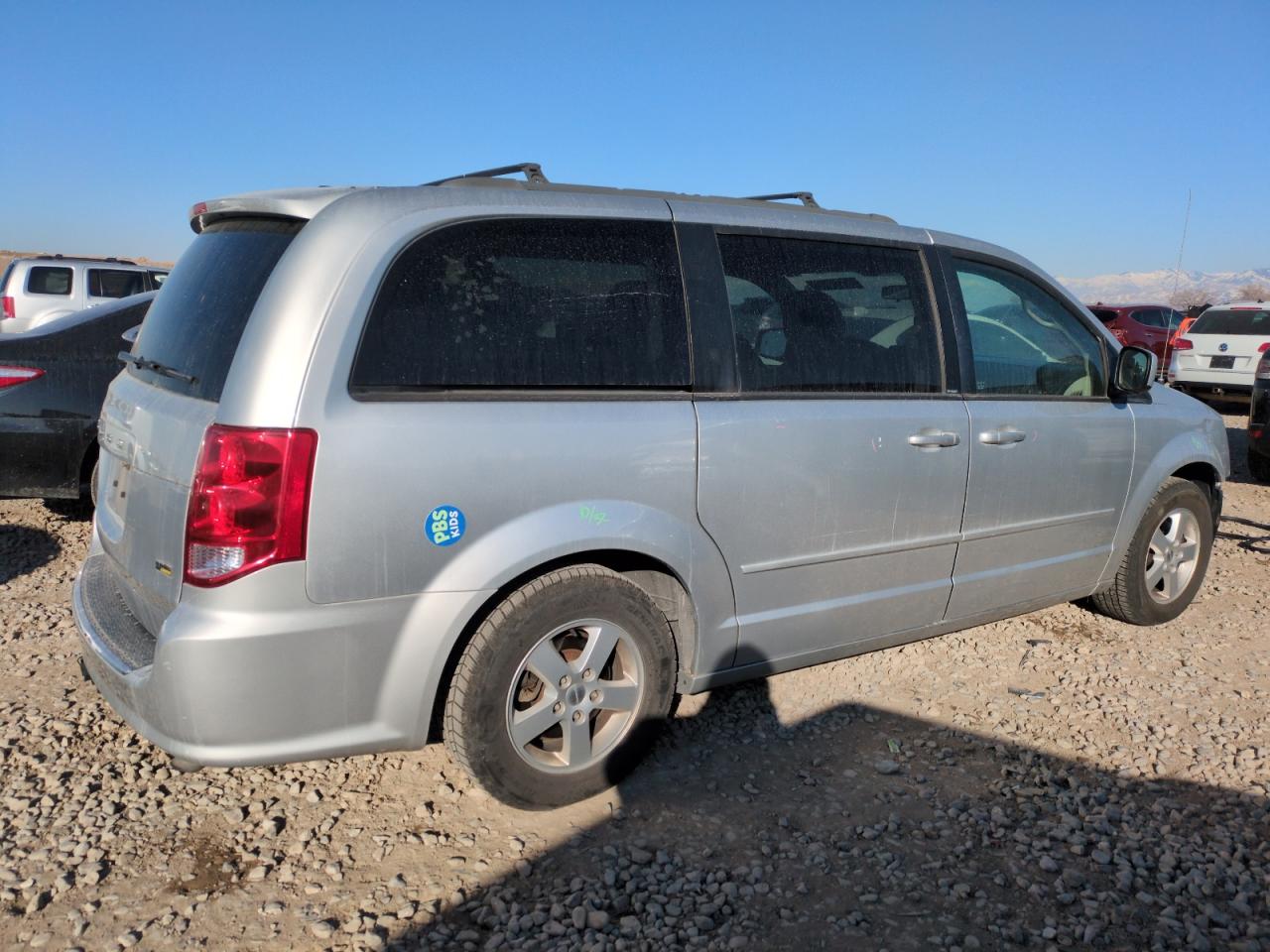 2012 Dodge Caravan - Image 3