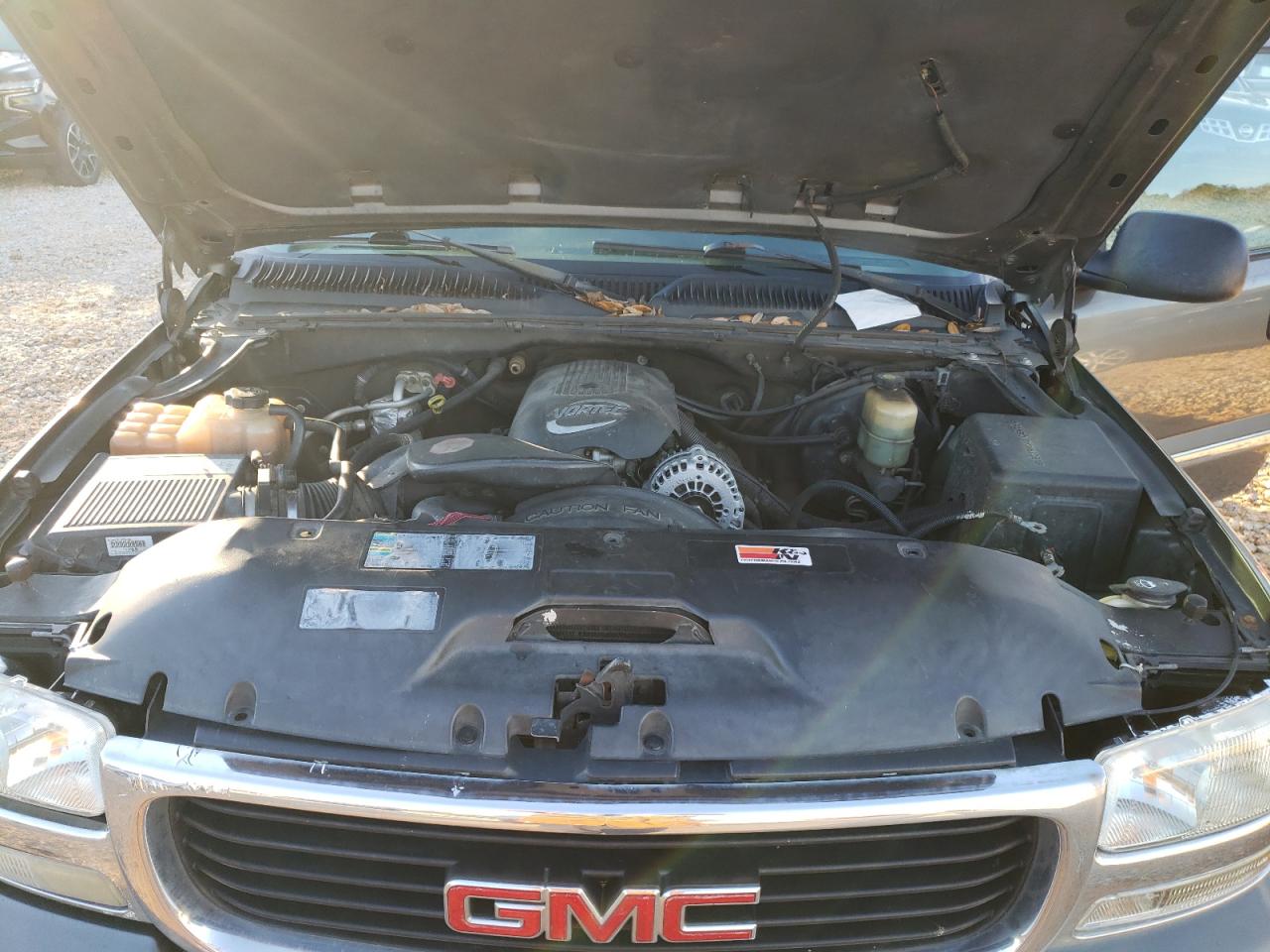 2002 GMC Sierra - Image 11