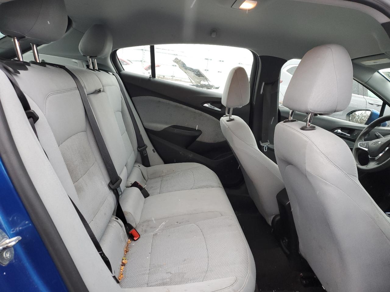 2019 Chevrolet Cruze - Image 11