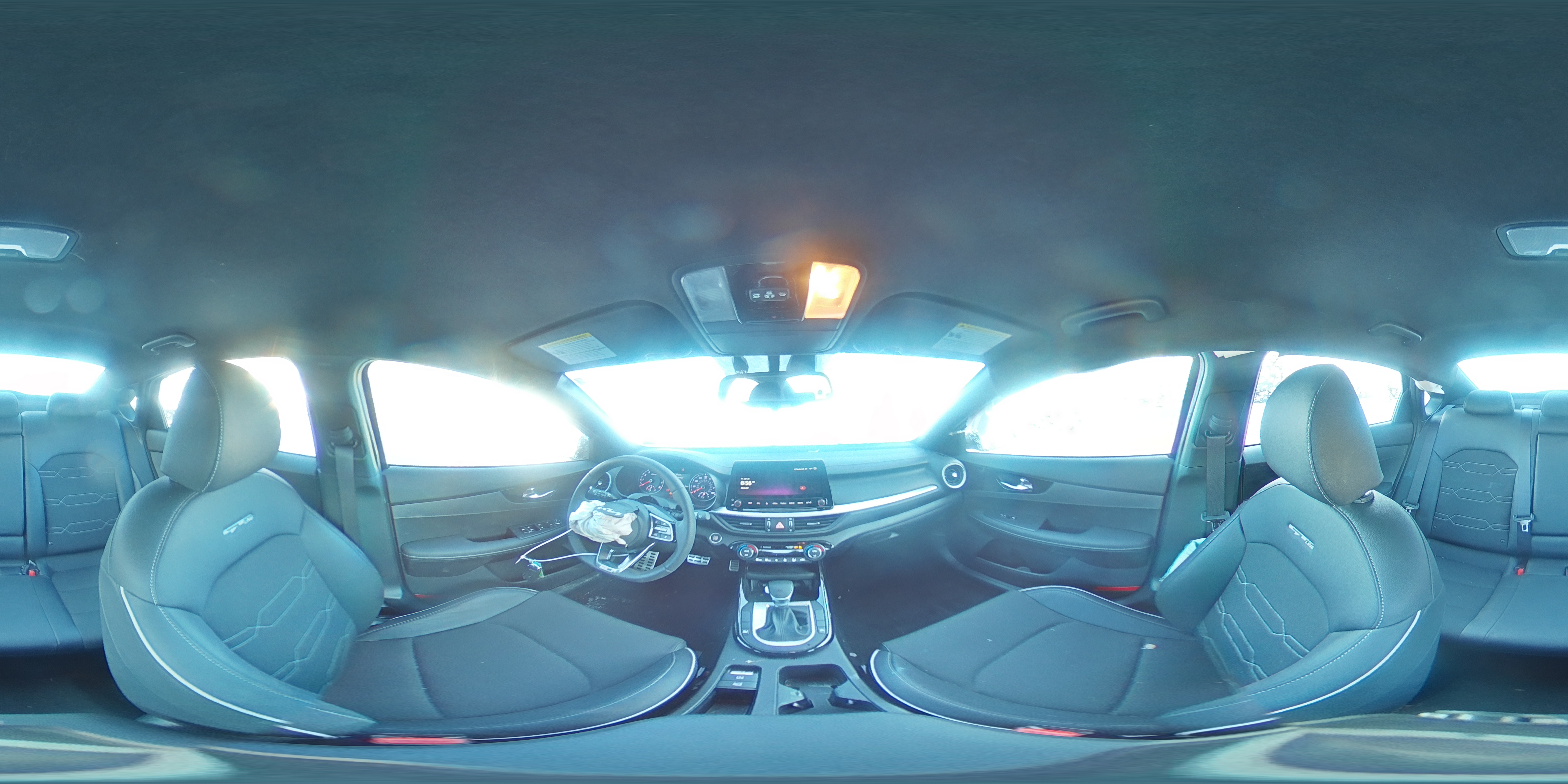 2024 Kia Forte - Image 13