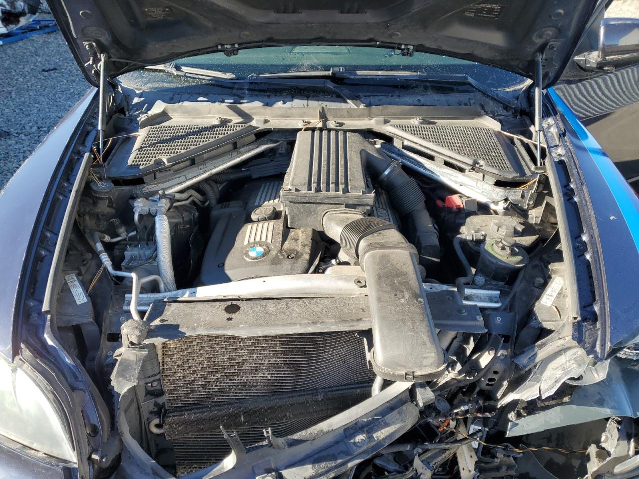 2010 BMW X5 - Image 12