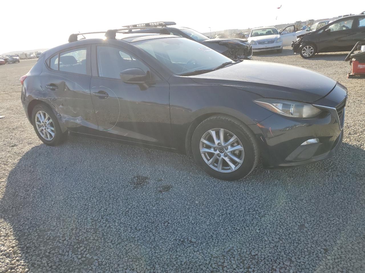 VIN JM1BM1J75G1318408 2016 MAZDA 3 no.4