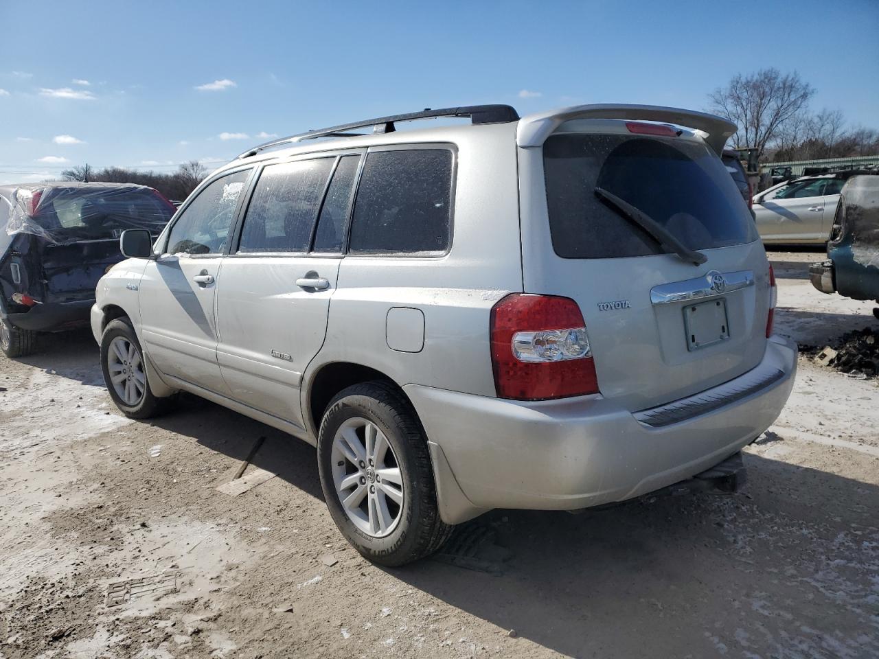2007 Toyota Highlander - Image 2