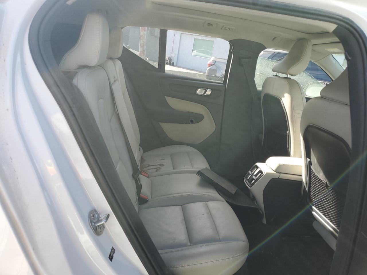 2024 Volvo Xc40 Ultimate VIN: YV4L12UM9R2229343 Lot: 87847045