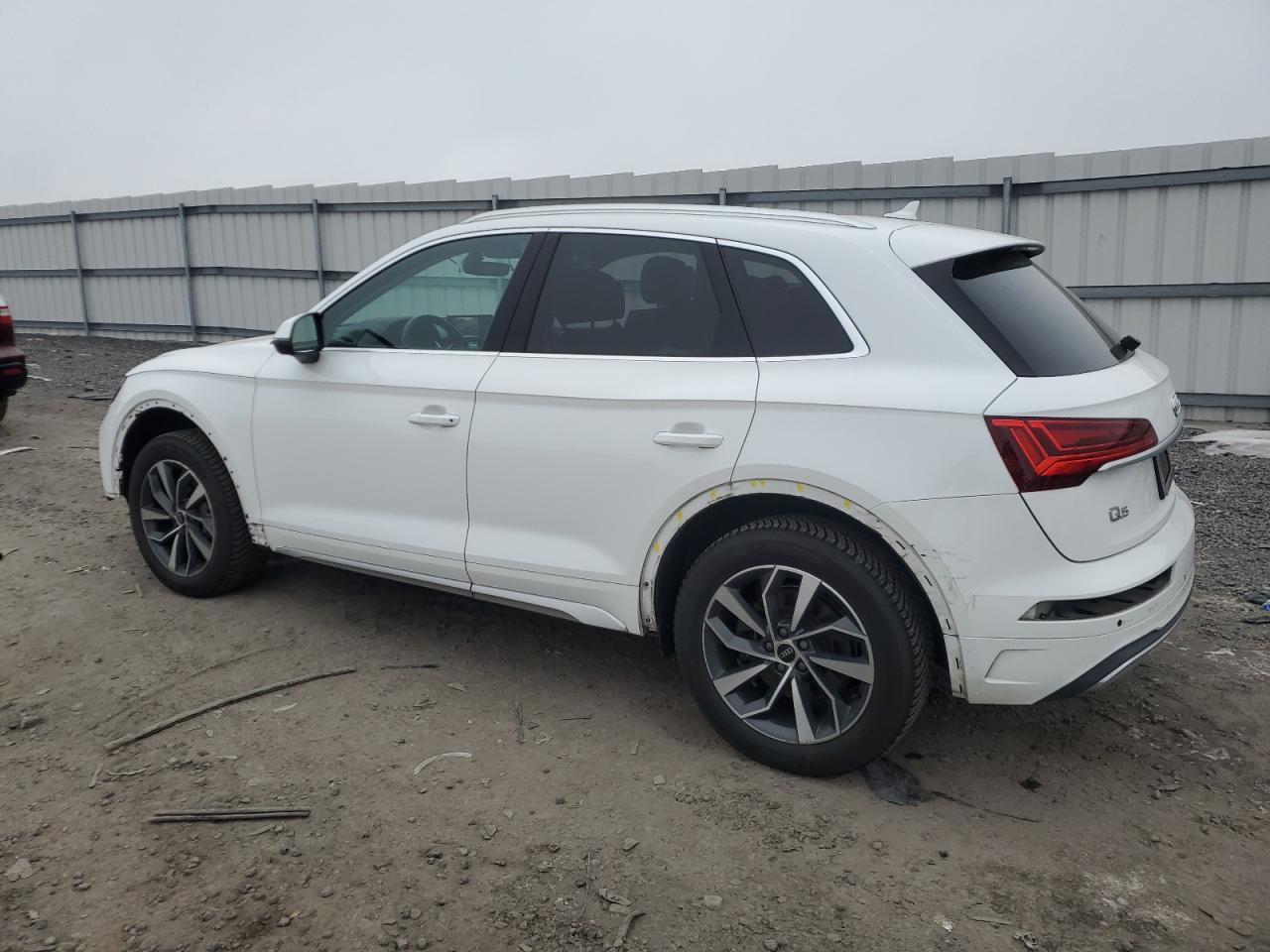 2021 Audi Q5 - Image 2