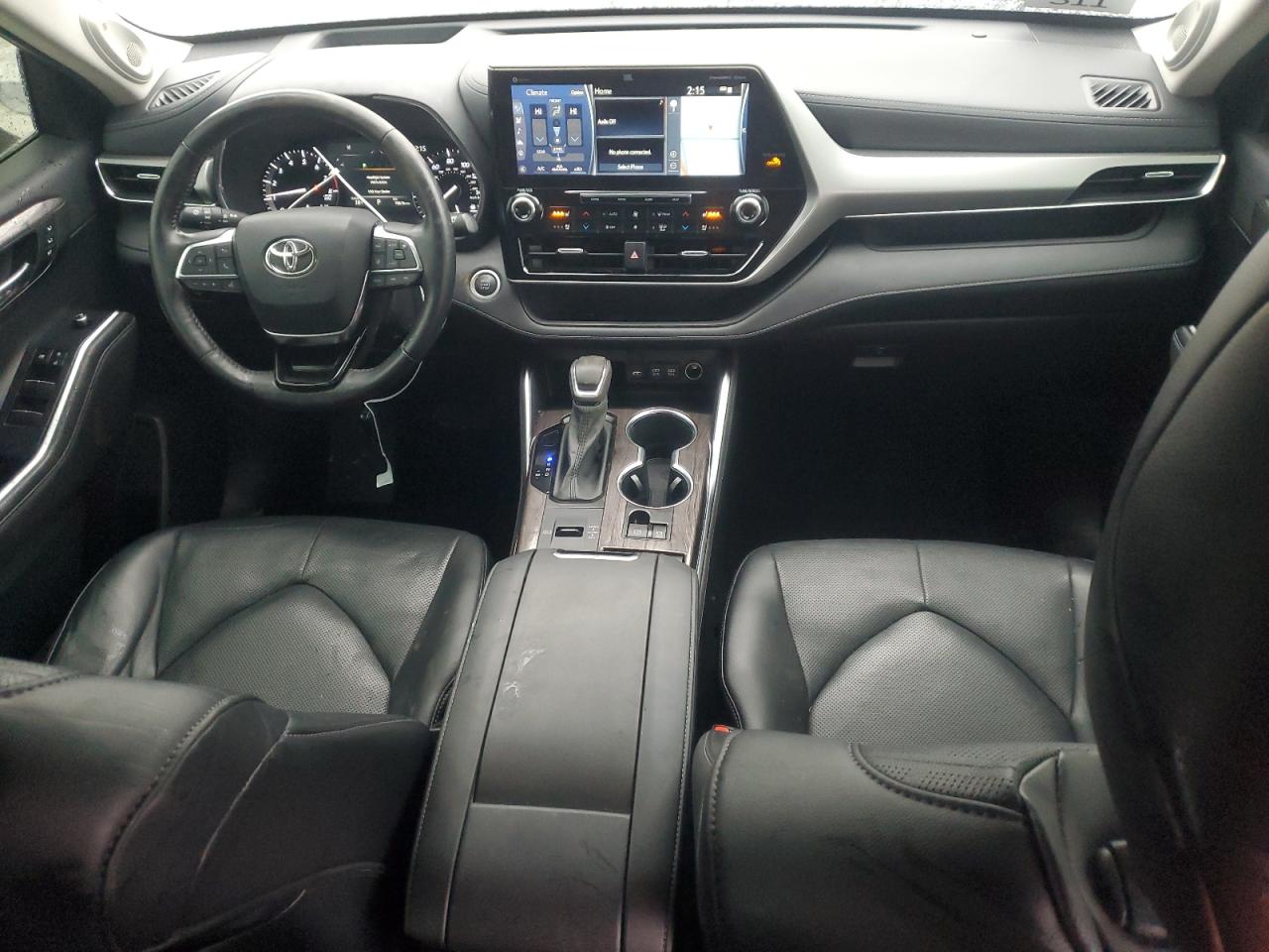 2021 Toyota Highlander - Image 8