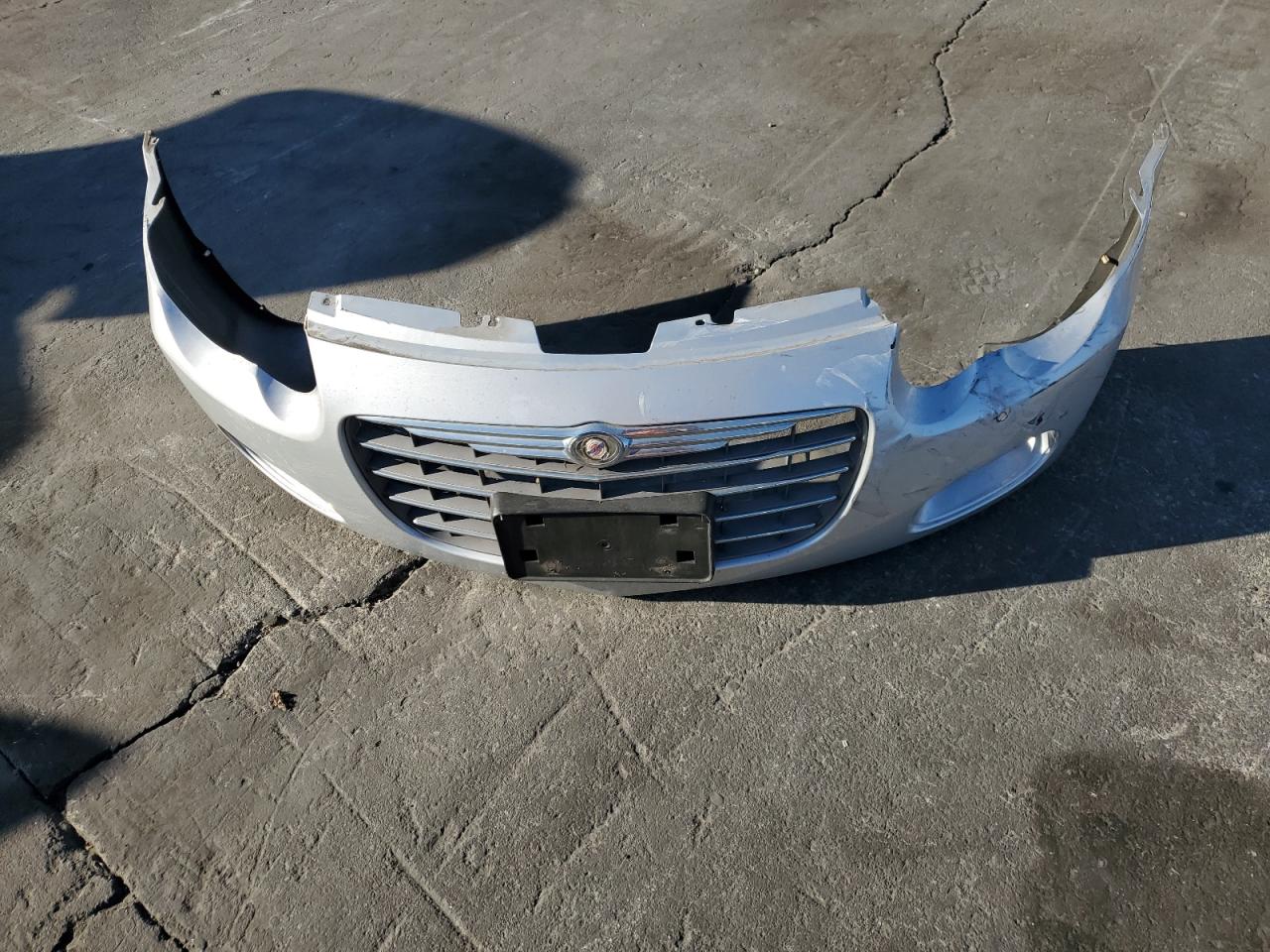 2005 Chrysler Sebring - Image 14