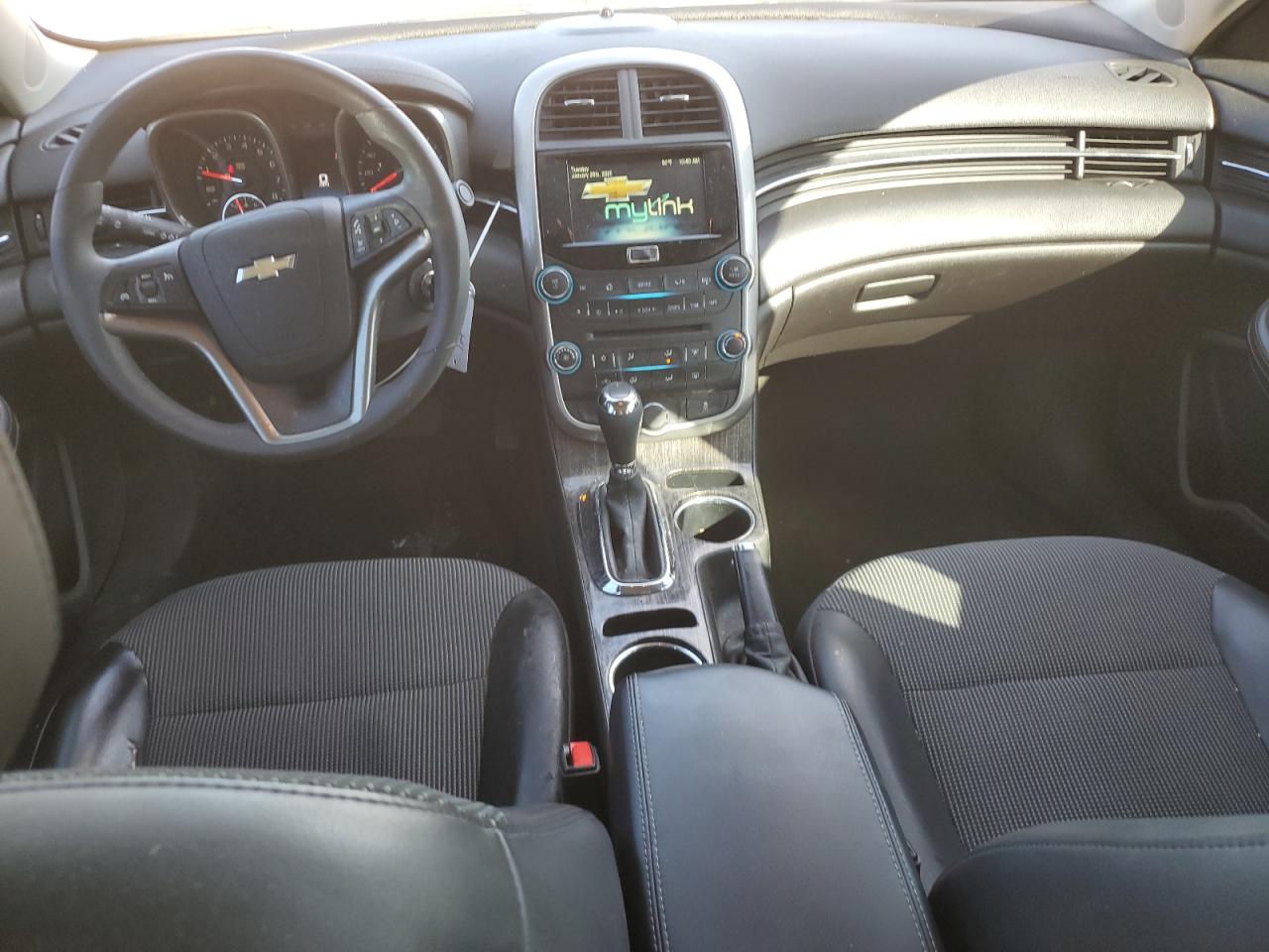 2016 Chevrolet Malibu - Image 8