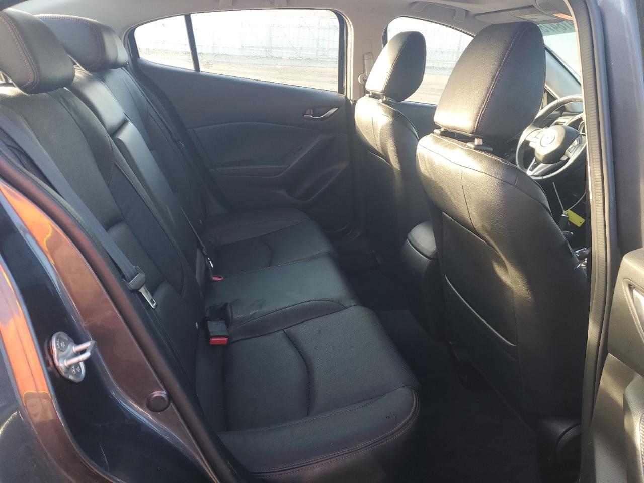 2014 Mazda 3 - Image 10