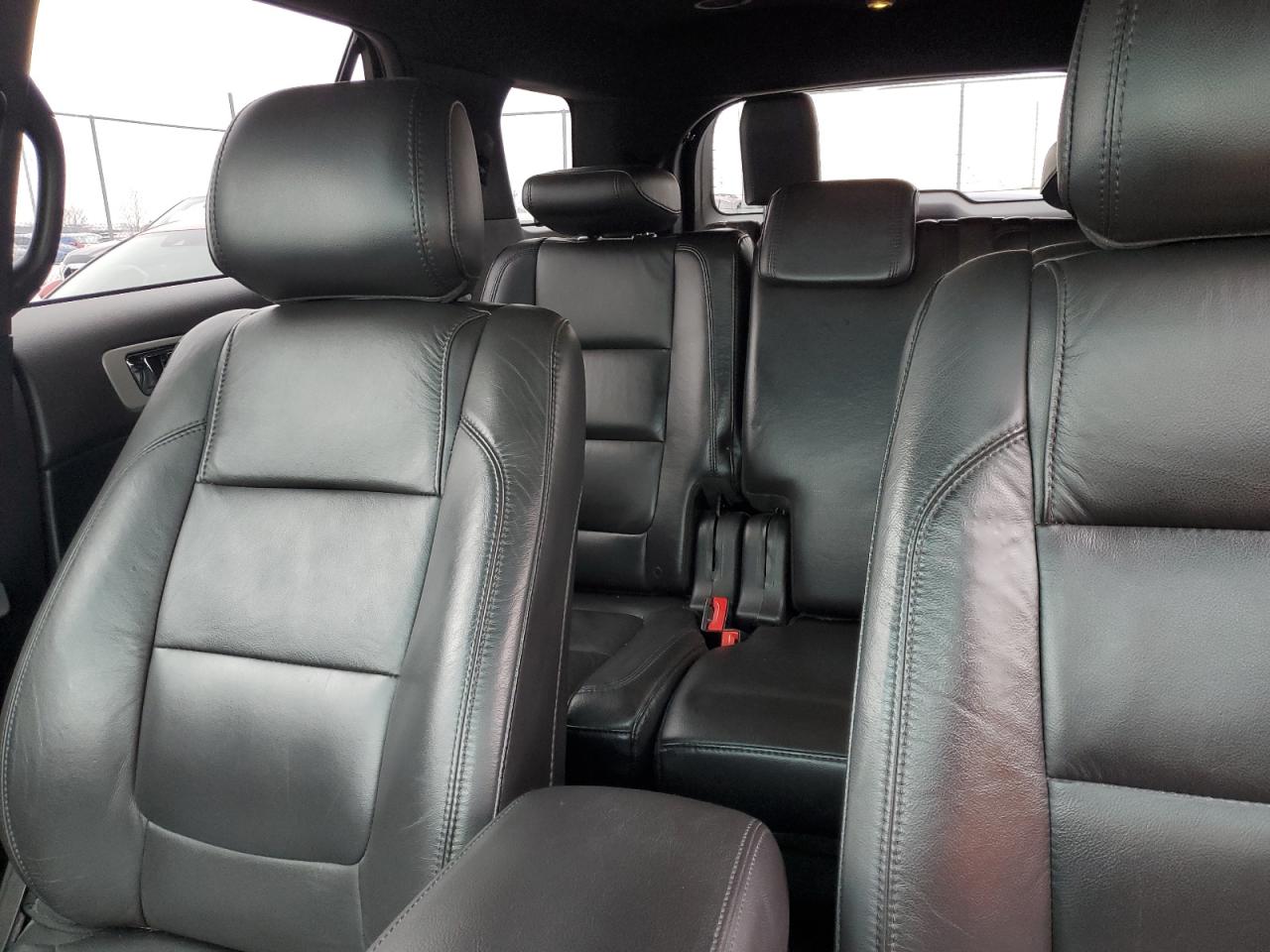 2015 Ford Explorer - Image 10