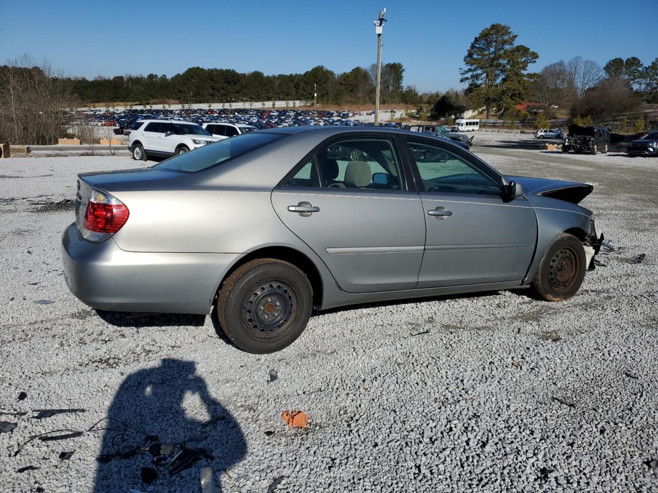 2005 Toyota Camry - Image 3