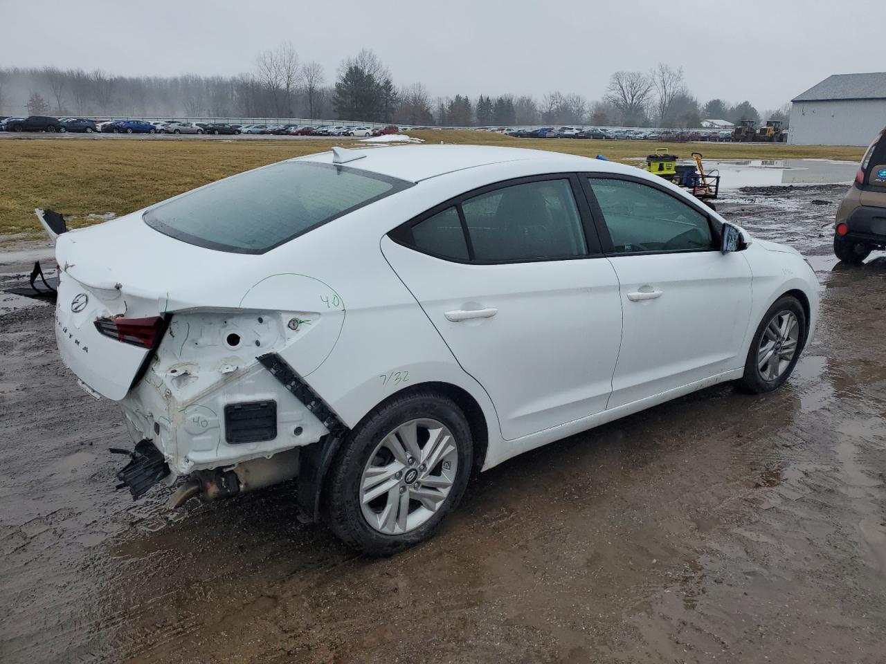 2020 Hyundai Elantra - Image 3