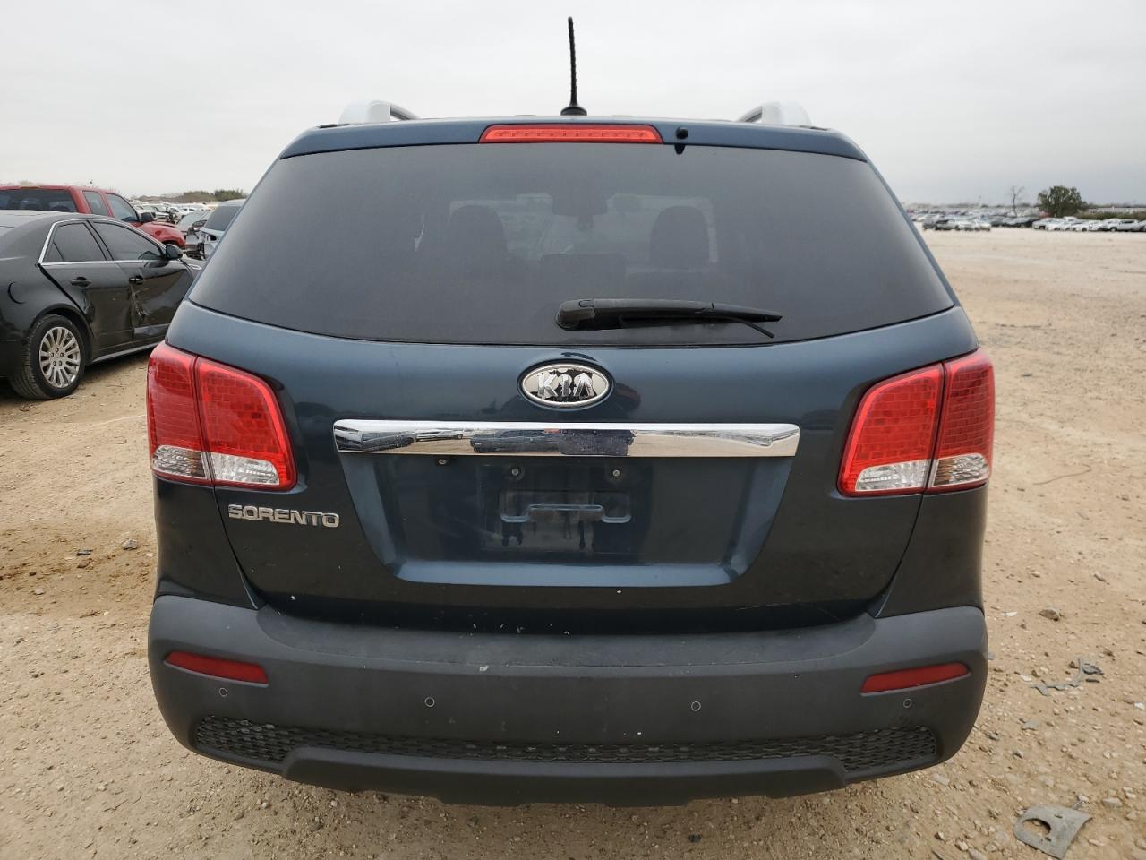 2011 Kia Sorento - Image 6
