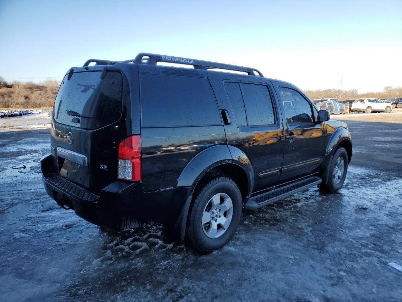 2007 Nissan Pathfinder - Image 3