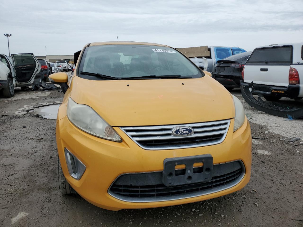 2011 Ford Fiesta - Image 5