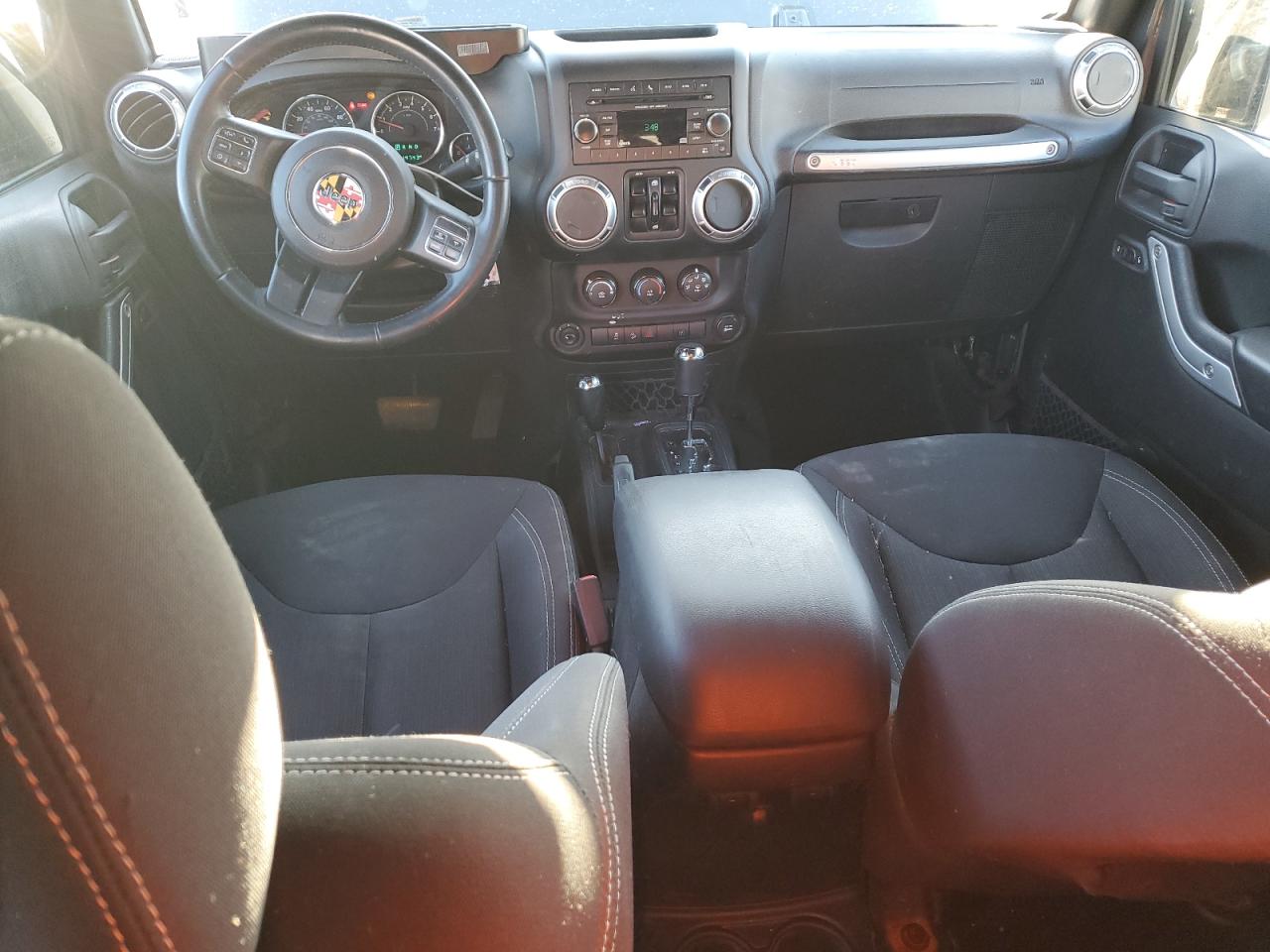 2016 Jeep Wrangler - Image 8