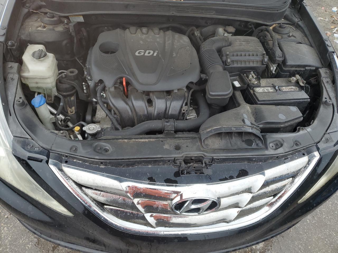 2011 Hyundai Sonata - Image 11