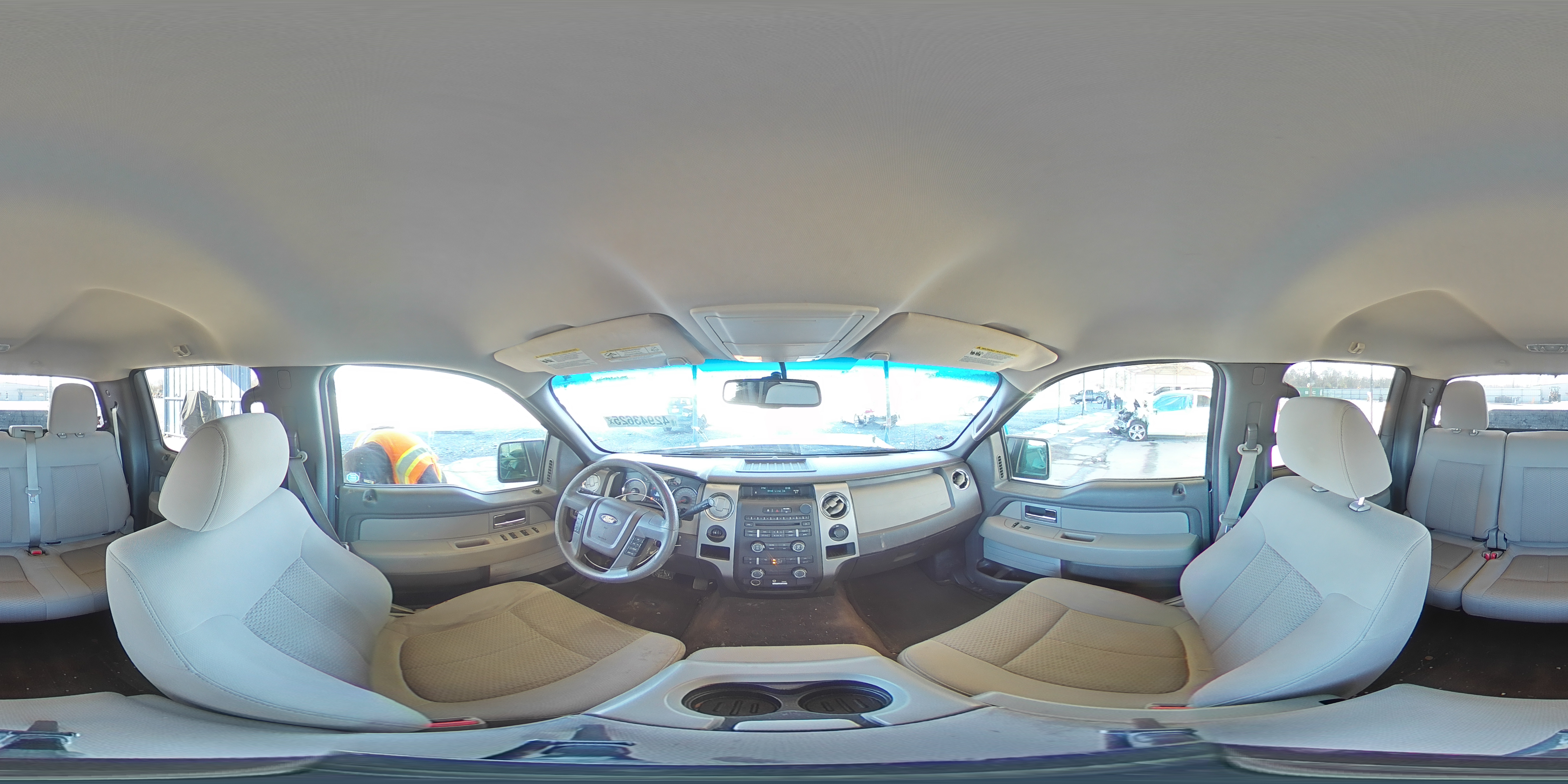 2010 Ford F-150 - Image 13