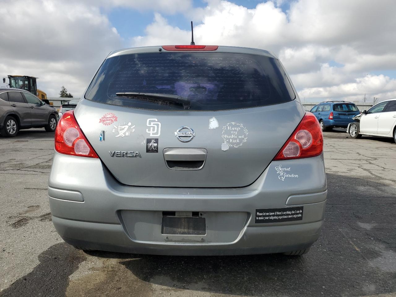 2010 Nissan Versa - Image 6
