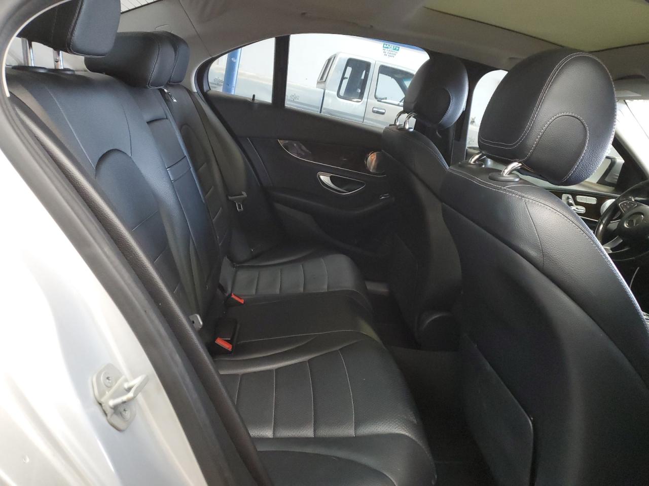 2015 Mercedes-Benz C-klasse - Image 10