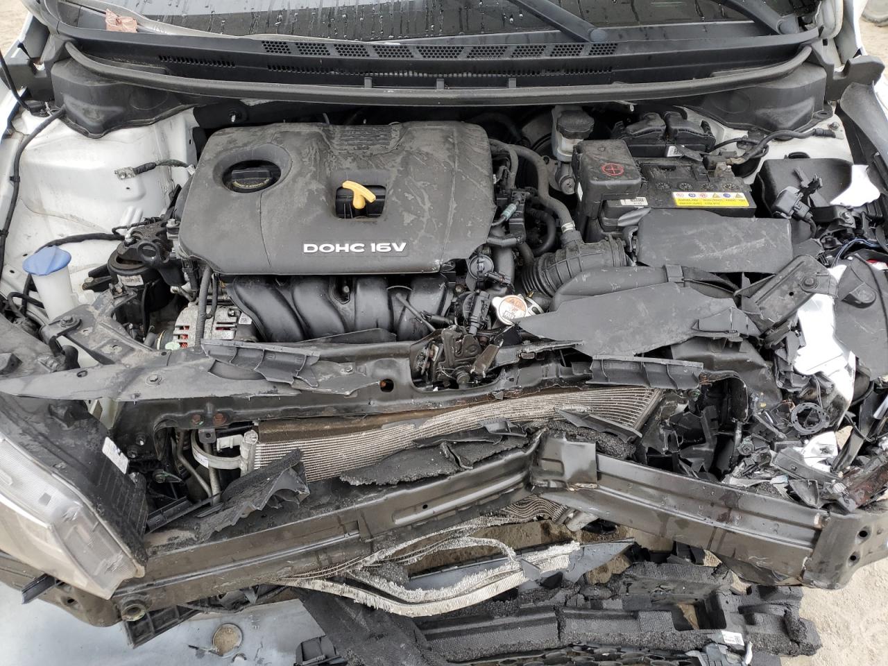 2017 Kia Forte - Image 12