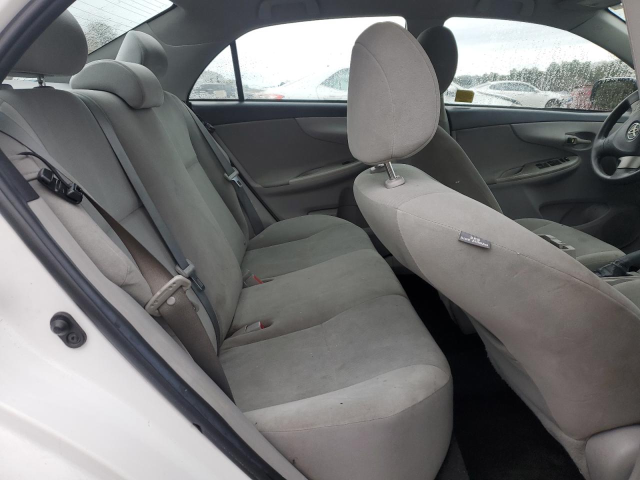 2012 Toyota Corolla - Image 10