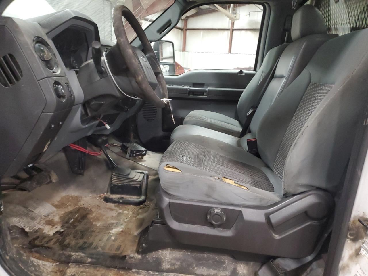 2012 Ford F350 - Image 7