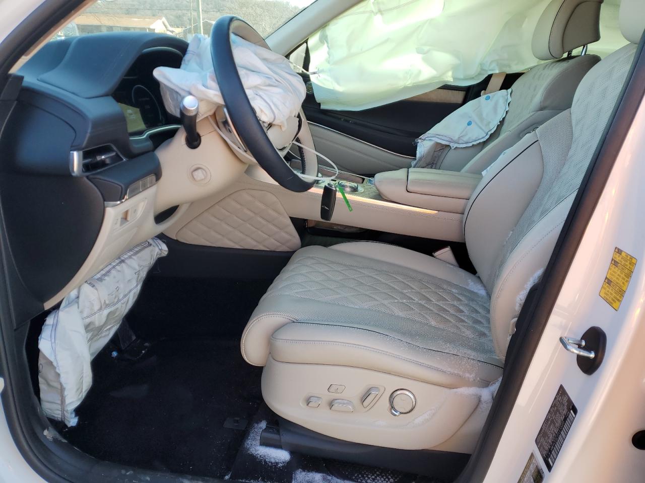 2023 Genesis GV80 - Image 7