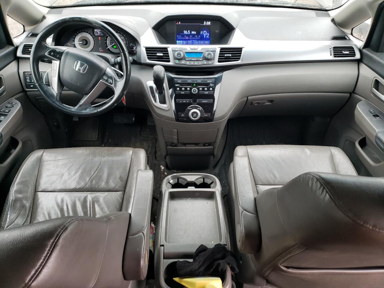 2012 Honda Odyssey - Image 8