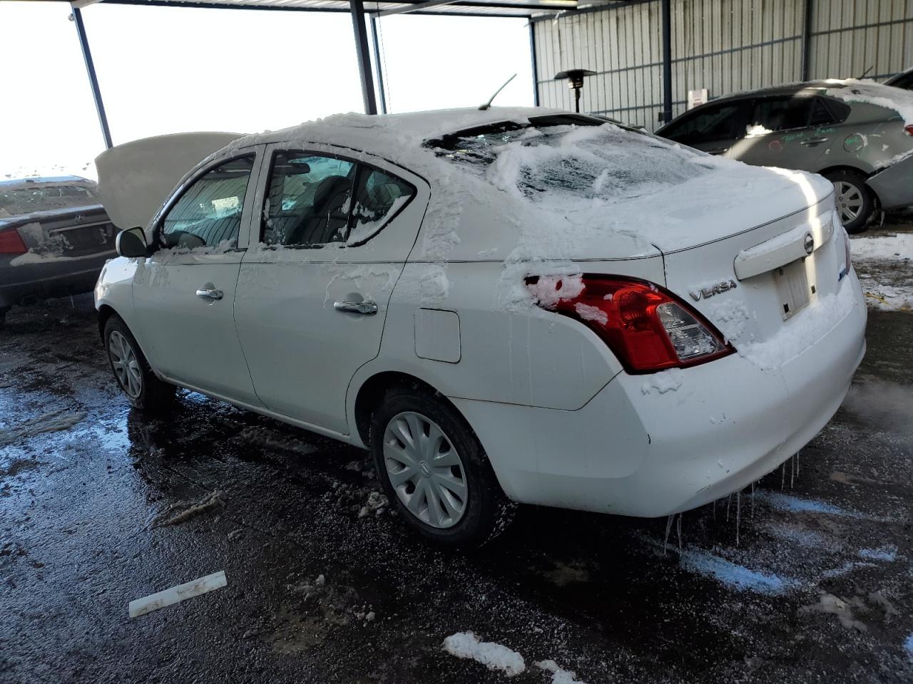 2012 Nissan Versa - Image 2