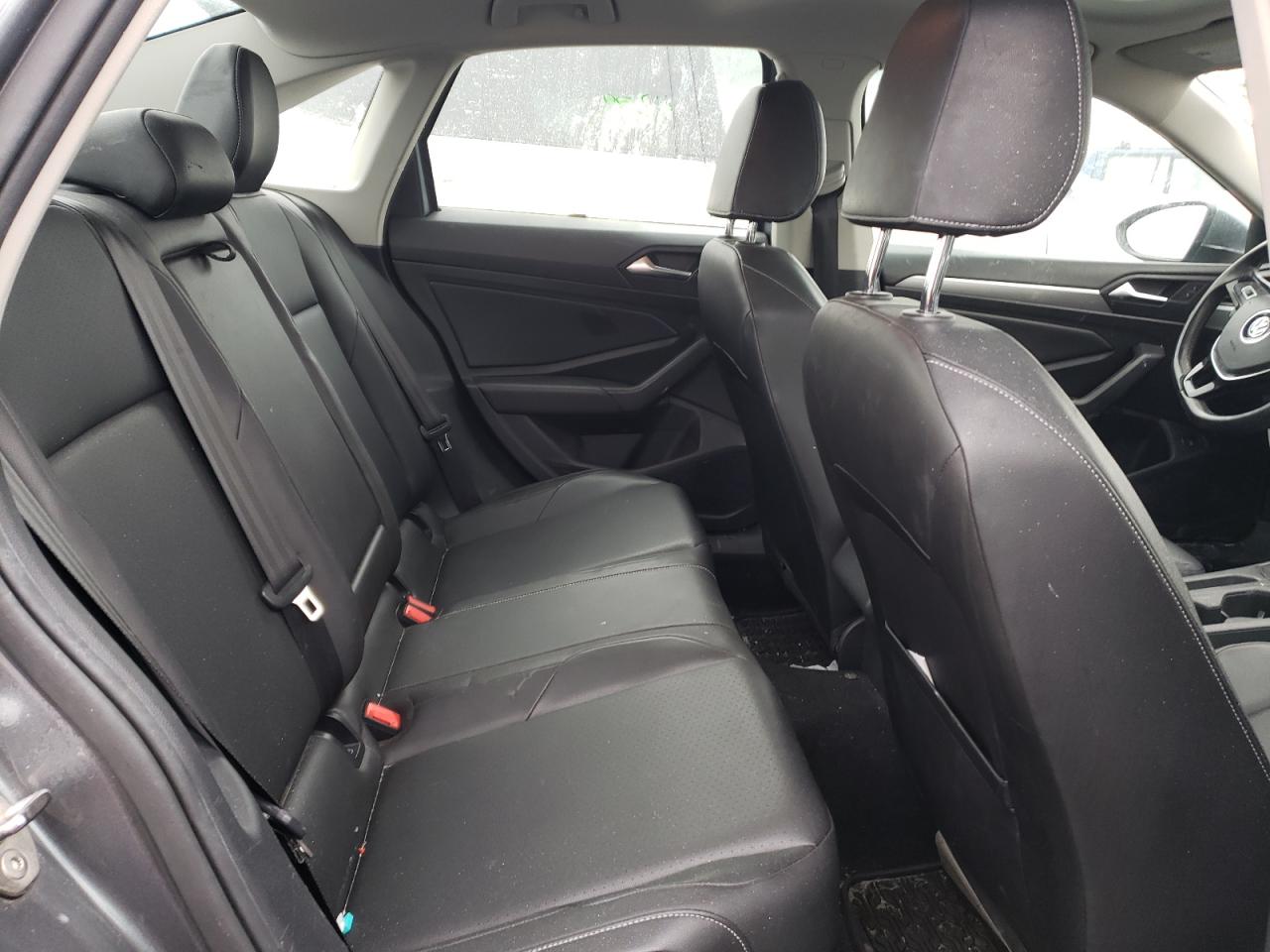 2019 Volkswagen Jetta - Image 10