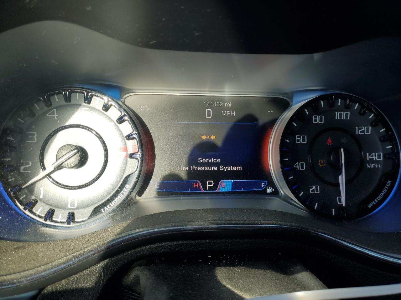 2015 Chrysler 200 - Image 9