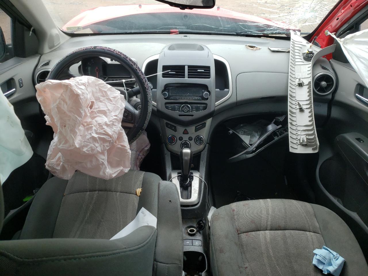 2014 Chevrolet Sonic - Image 8