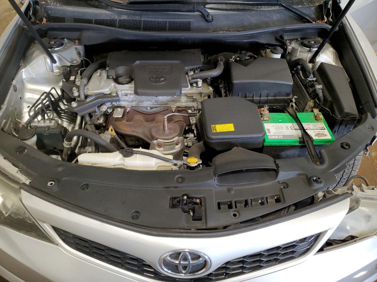 2013 Toyota Camry - Image 11