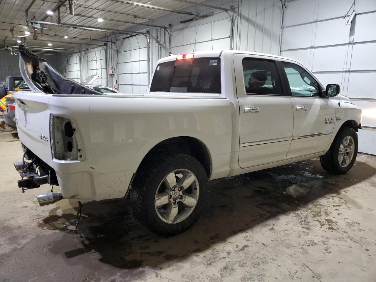 2018 RAM 1500 - Image 3