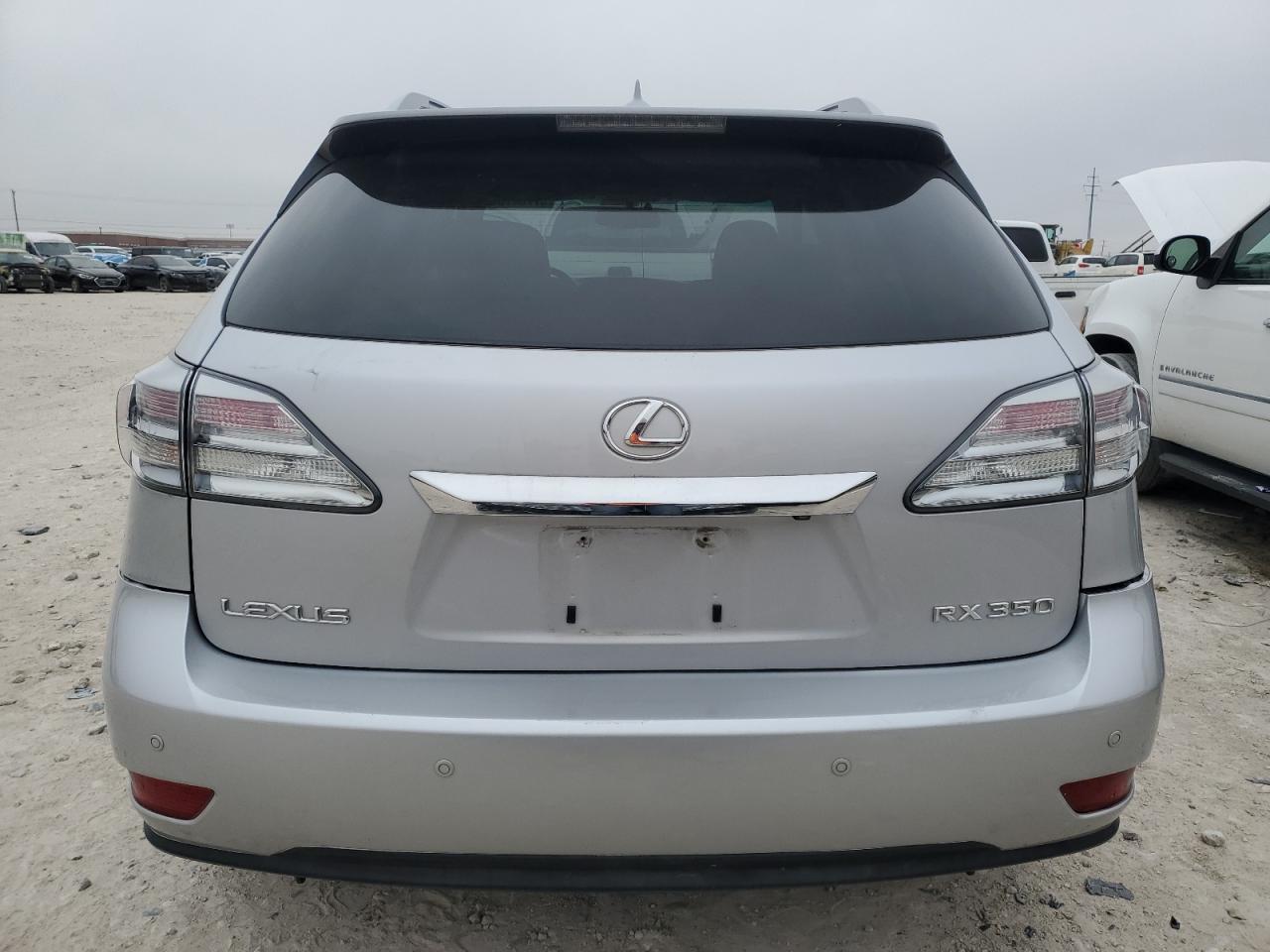2010 Lexus RX - Image 6