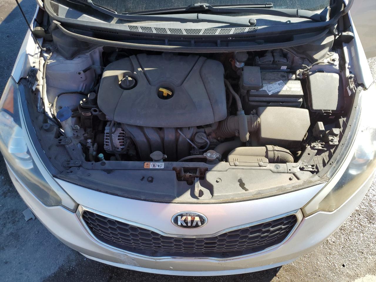 2015 Kia Forte - Image 12