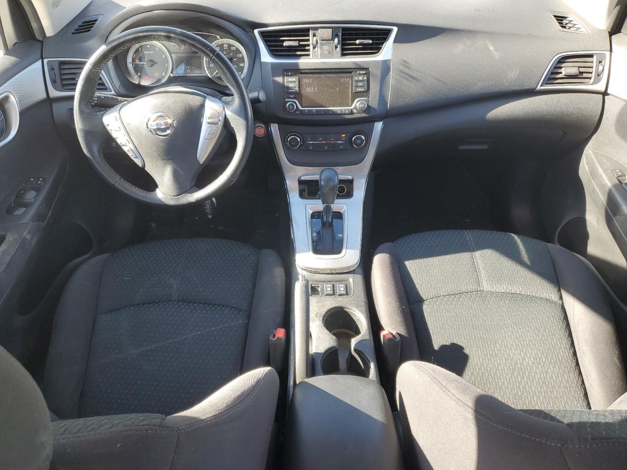 2015 Nissan Sentra - Image 8
