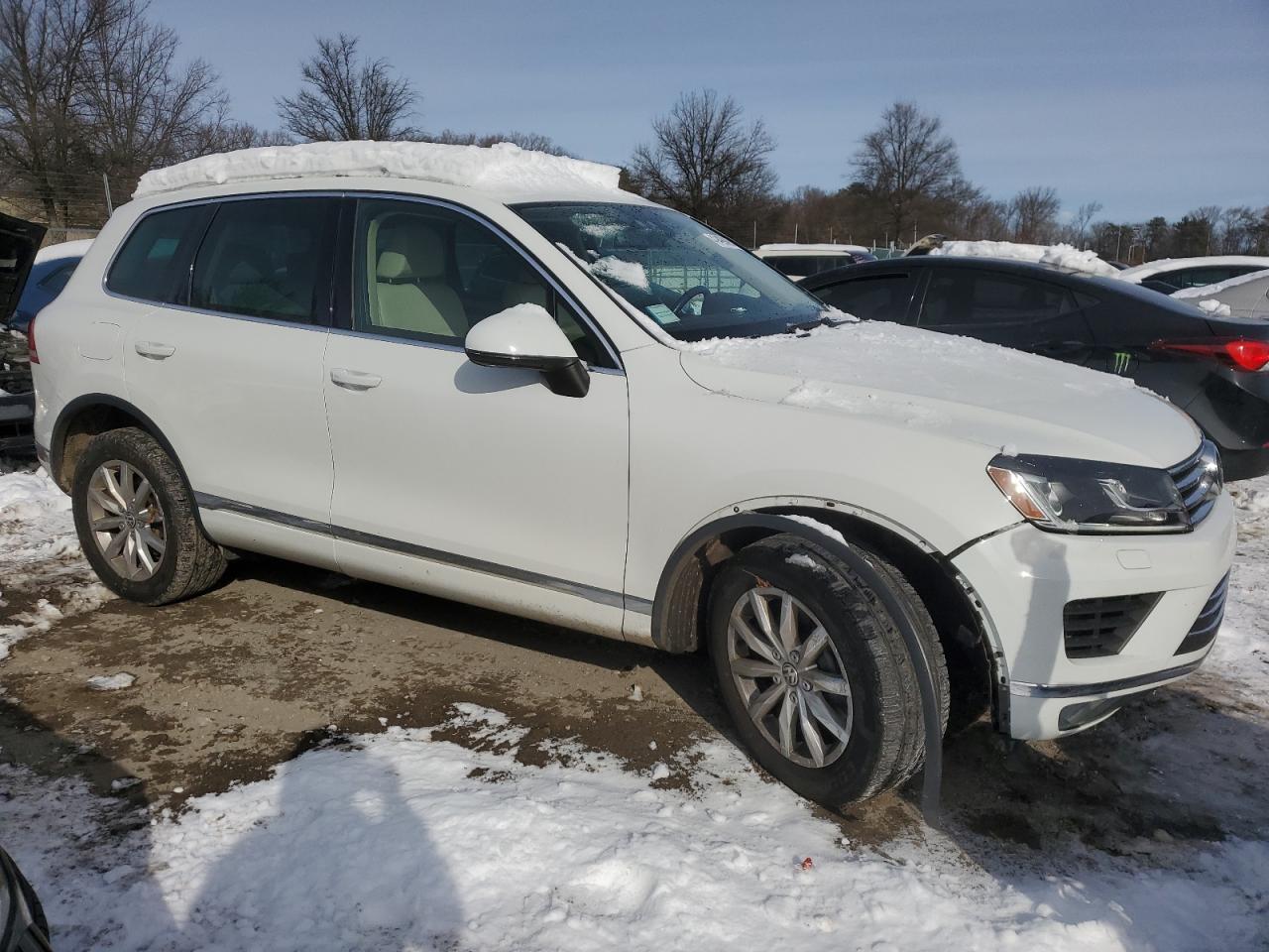 VIN WVGEP9BP6FD007256 2015 VOLKSWAGEN TOUAREG no.4