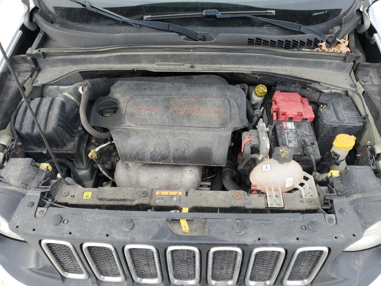 2018 Jeep Renegade - Image 11