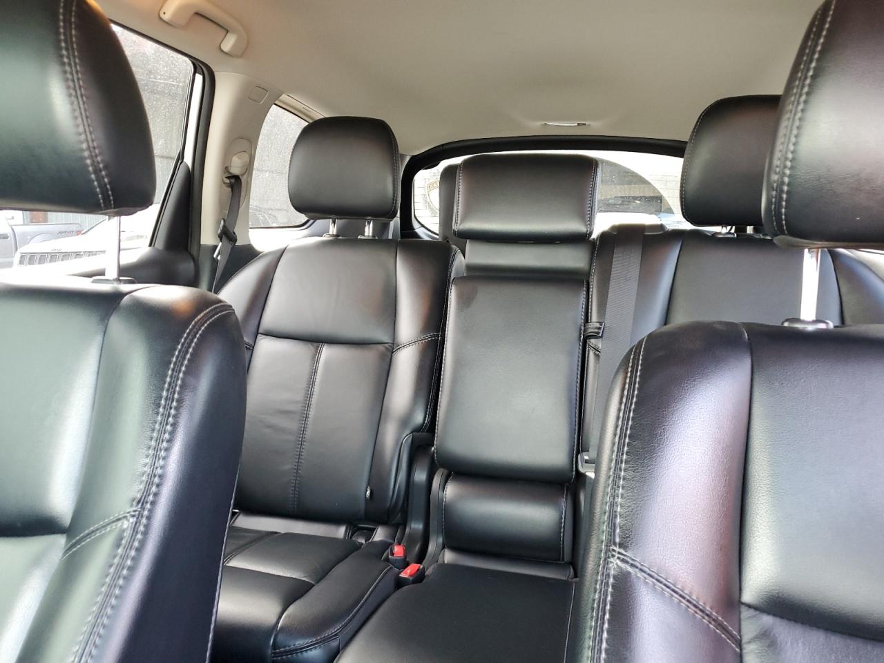 2018 Nissan Pathfinder - Image 10