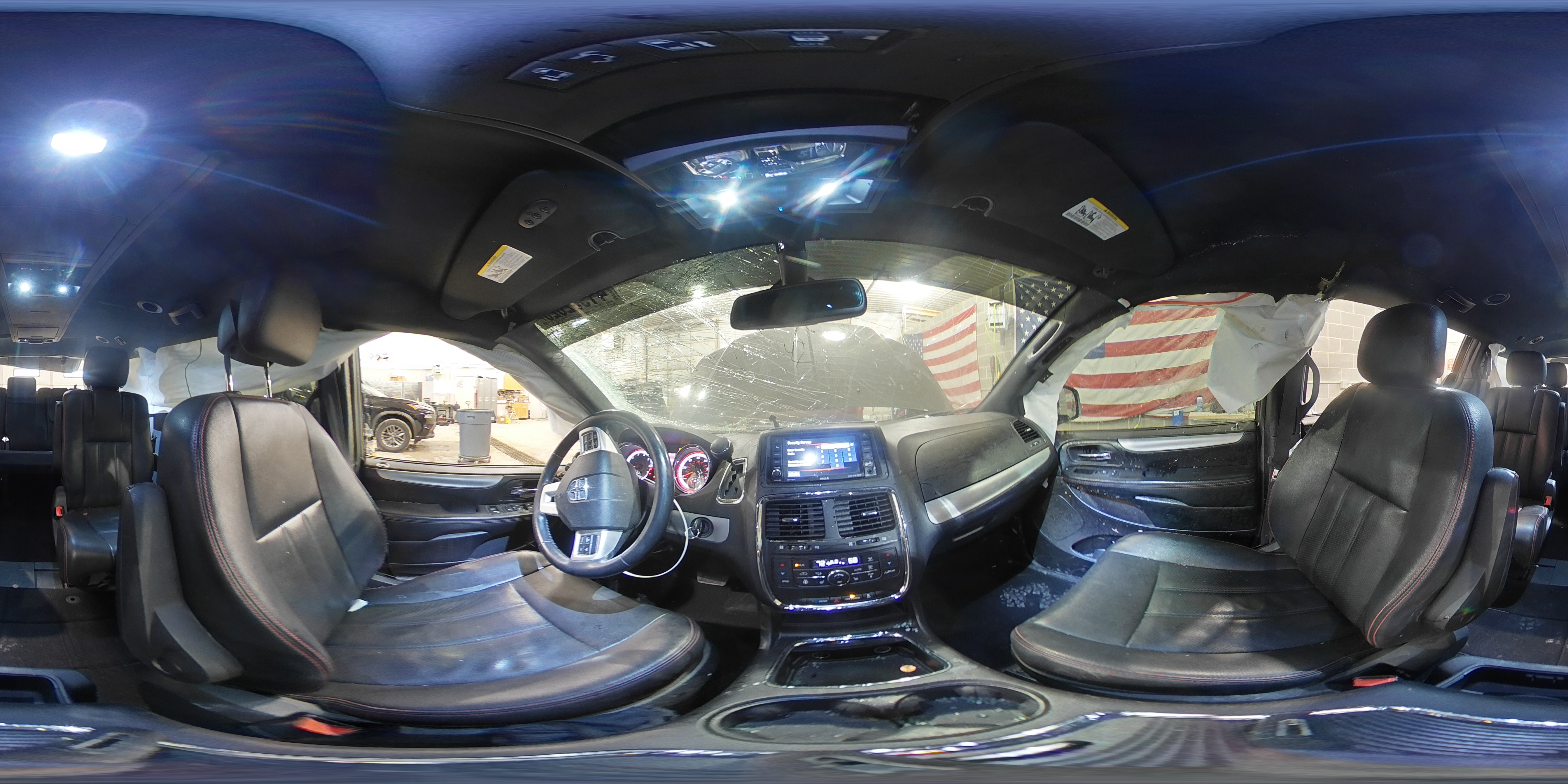 2019 Dodge Caravan - Image 13