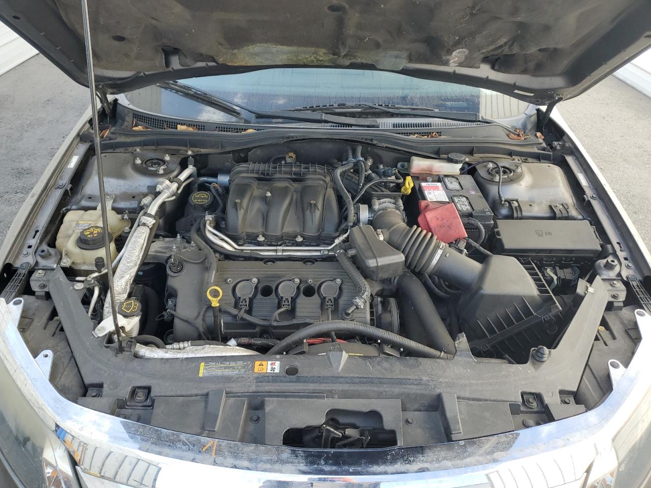 2012 Ford Fusion - Image 11