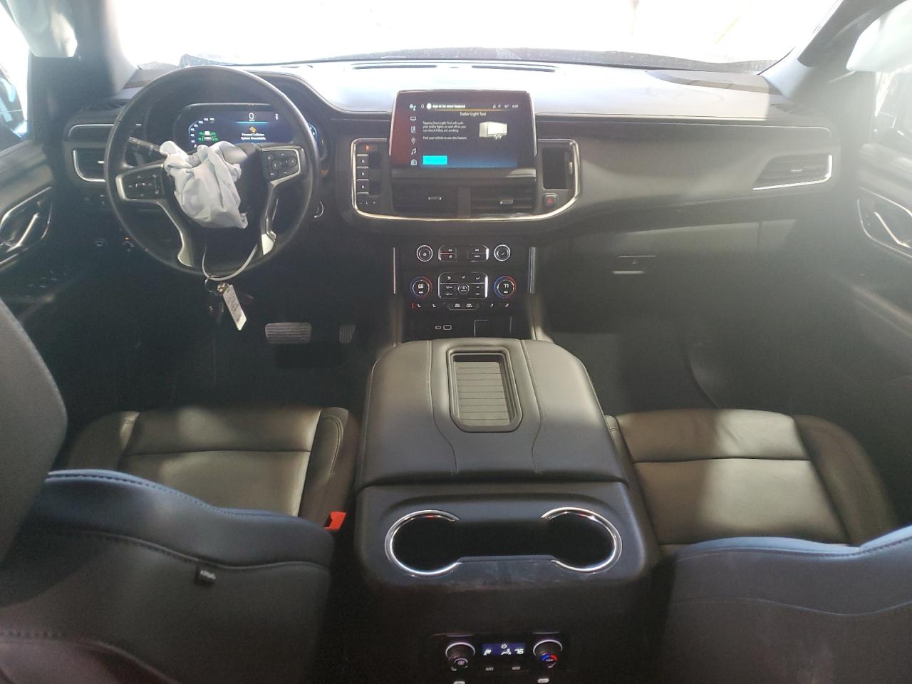 2023 Chevrolet Suburban - Image 8