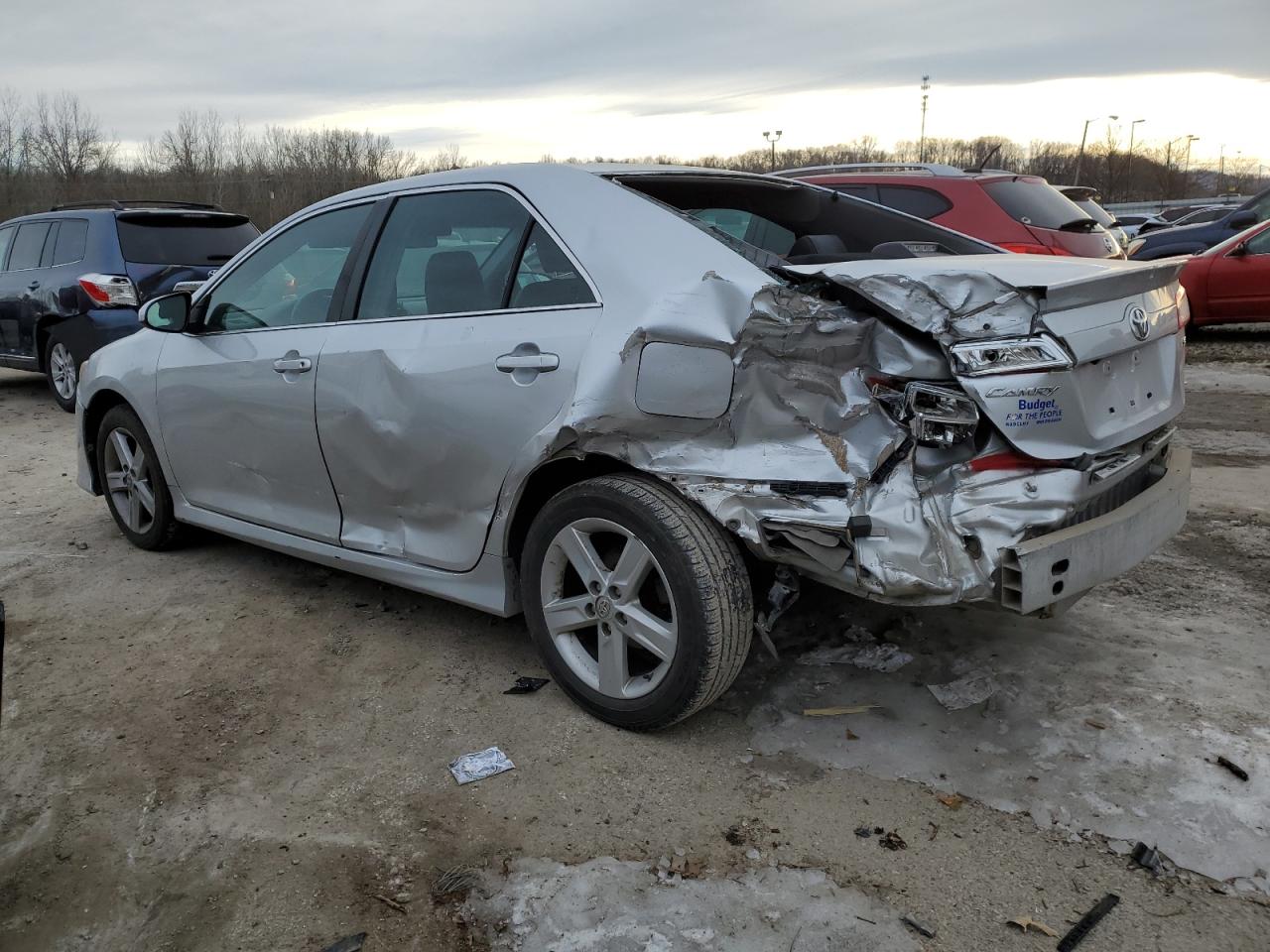 2014 Toyota Camry - Image 2