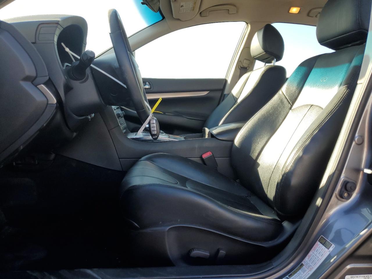2012 Infiniti G - Image 7