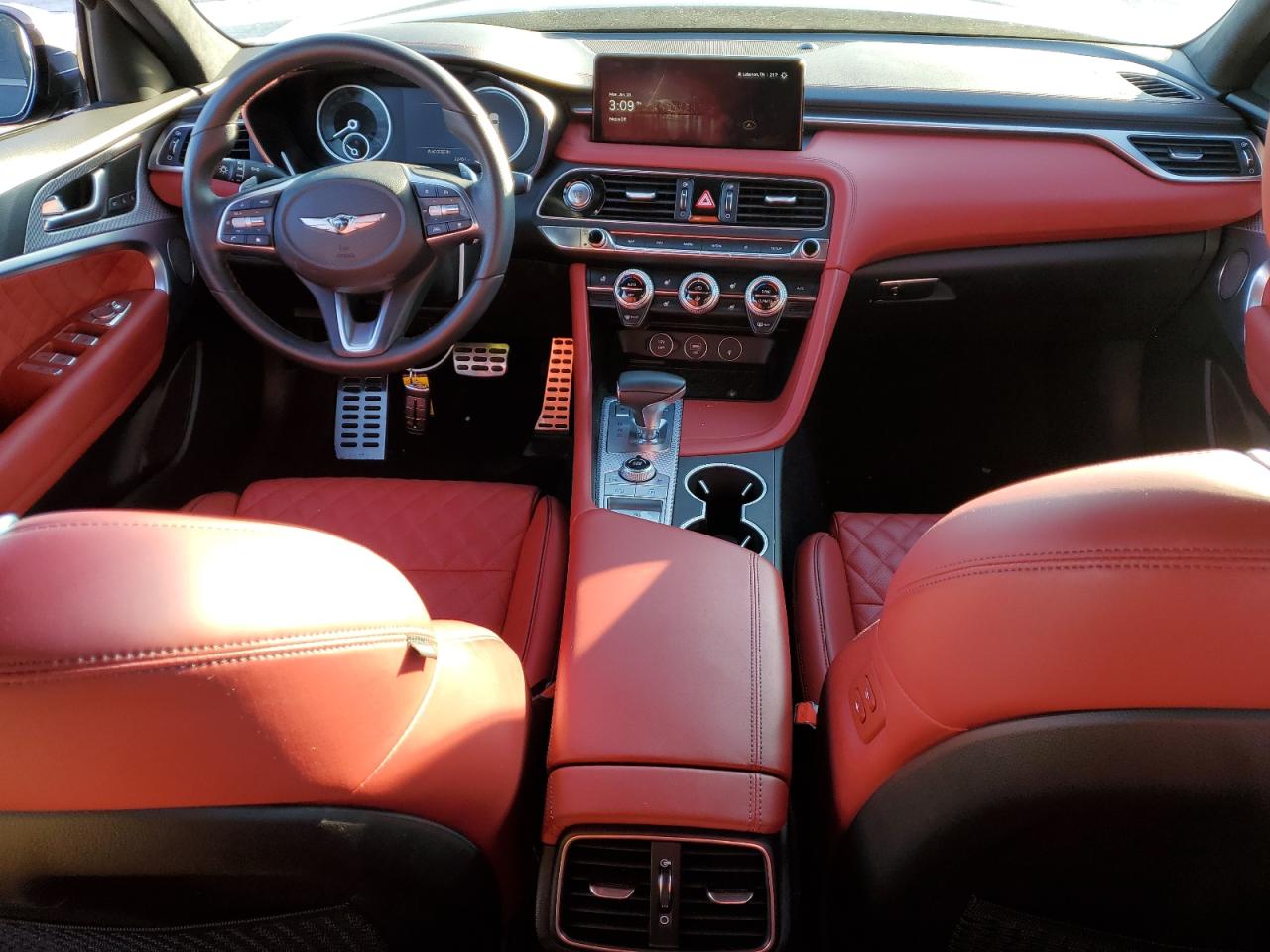 2023 Genesis G70 - Image 8